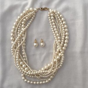Faux Pearl necklace & earrings set
